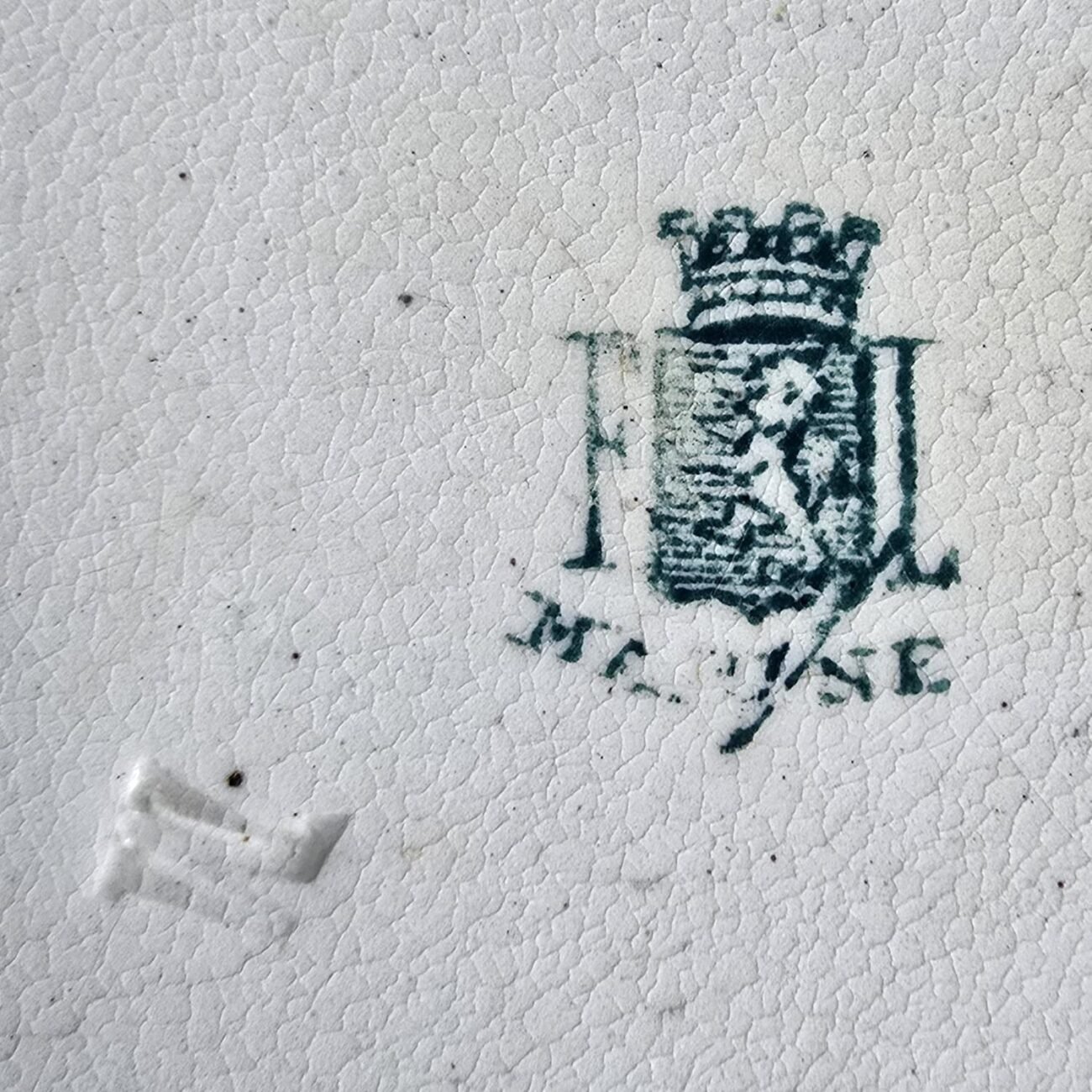 Assiette semi-creuse modèle Marine, Terre de fer – Image 9