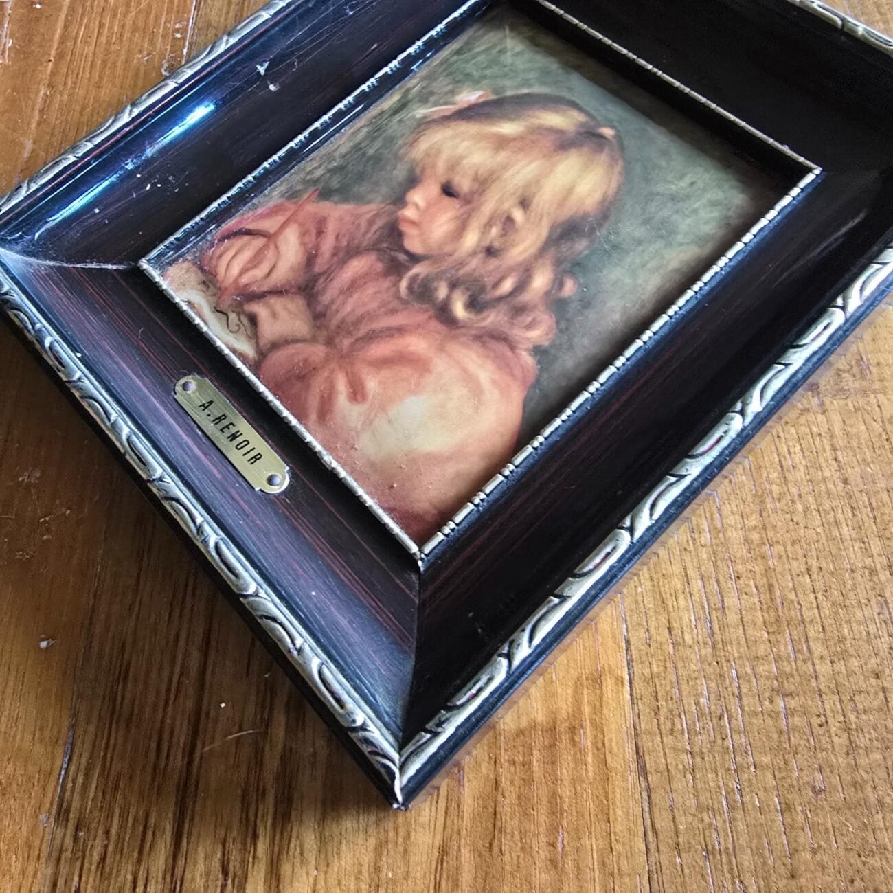 Petit cadre sur tissu matelassé, Renoir – Image 4